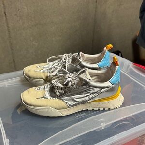 Stylish Silver and Yellow Women's Athletic Shoes